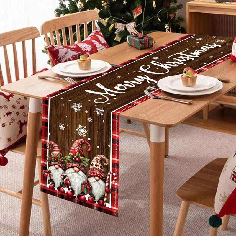 Home Textiles Plaid - Bieżnik świąteczny VIKAMA z motywem gnomów,